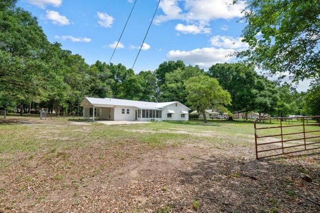 3437 Auburn Road B Road, Crestview, FL 32539