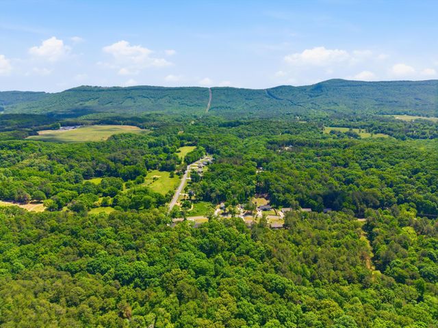 2704 Quarles Road, Rocky Face, GA 30740