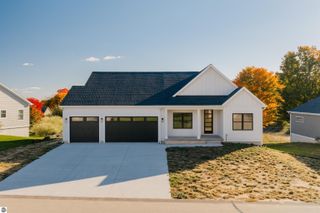 4311 Apple Tree Lane, Traverse City, MI 49685