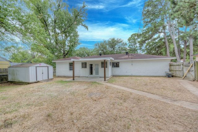 2804 Lynda Lane, Shreveport, LA 71118