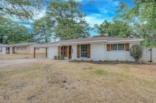 2804 Lynda Lane, Shreveport, LA 71118