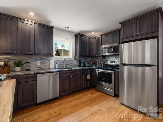 534 Fisher Road, Brevard, NC 28712