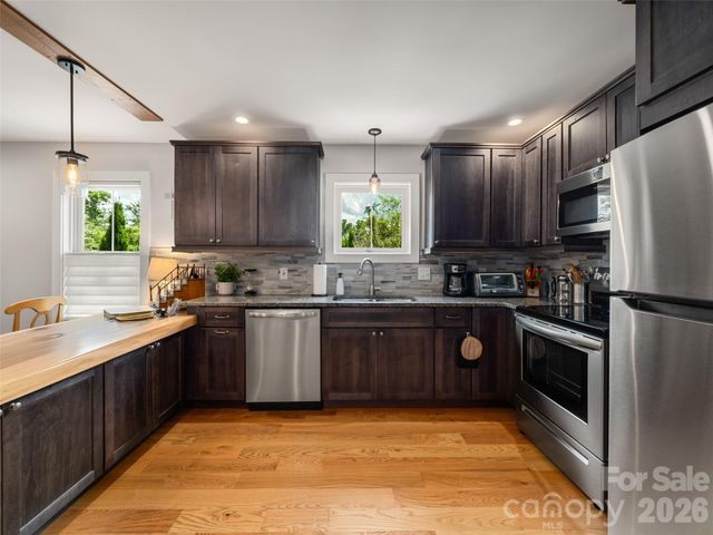 534 Fisher Road, Brevard, NC 28712
