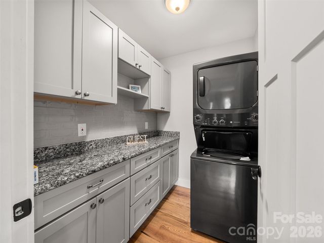 534 Fisher Road, Brevard, NC 28712