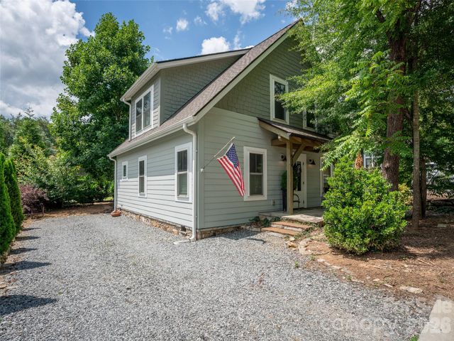 534 Fisher Road, Brevard, NC 28712