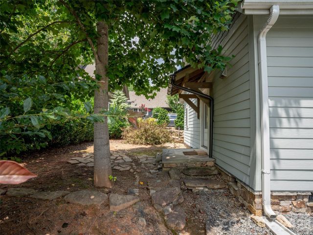 534 Fisher Road, Brevard, NC 28712