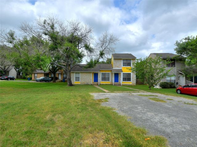 116 Hillside DR A, Elgin, TX 78621
