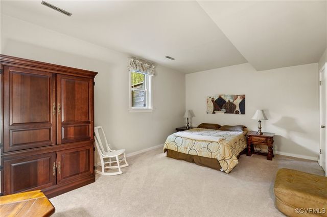 13030 River Hills Dr, Midlothian, VA 23113
