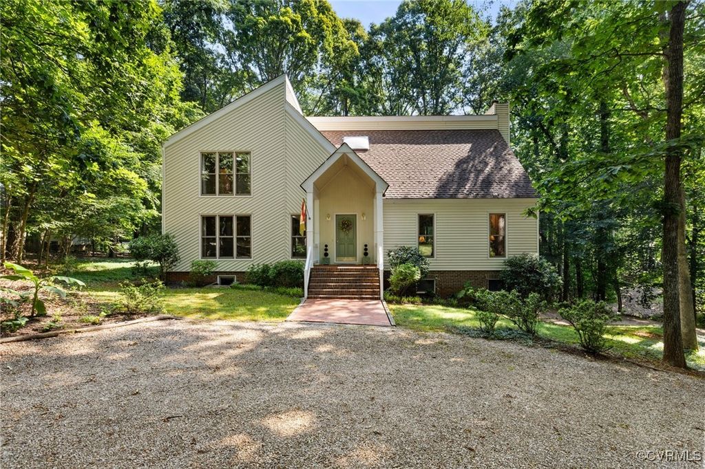 13030 River Hills Dr, Midlothian, VA 23113