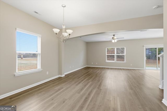 395 Bandelier Circle, Hampton, GA 30228