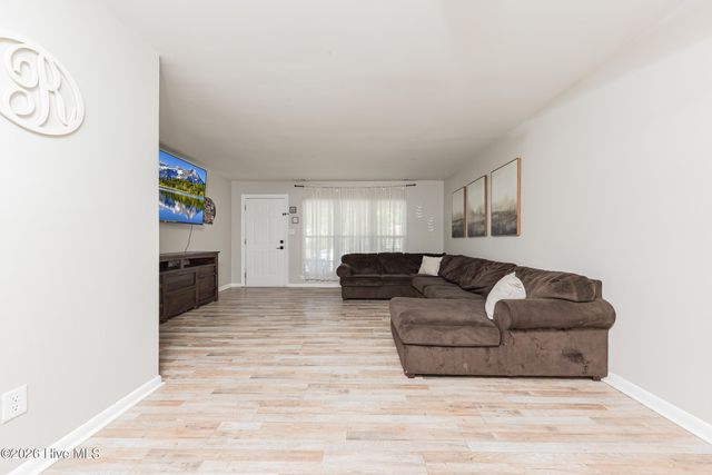 402 Sharon Way, Jacksonville, NC 28546