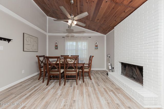 402 Sharon Way, Jacksonville, NC 28546