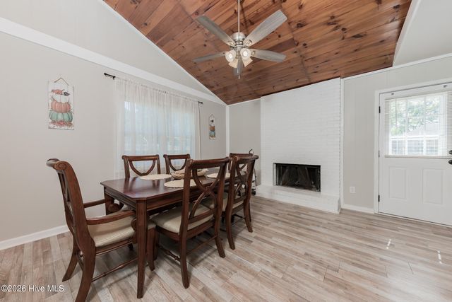 402 Sharon Way, Jacksonville, NC 28546