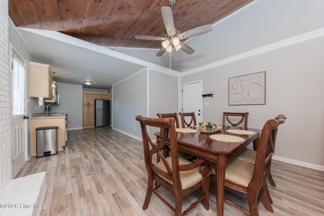 402 Sharon Way, Jacksonville, NC 28546