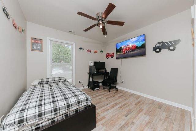 402 Sharon Way, Jacksonville, NC 28546