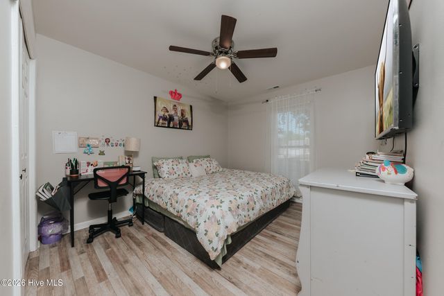 402 Sharon Way, Jacksonville, NC 28546