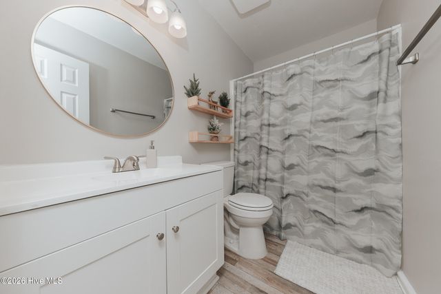 402 Sharon Way, Jacksonville, NC 28546