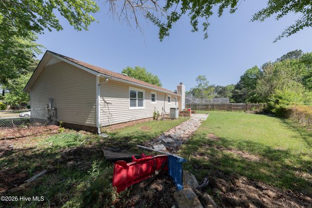 402 Sharon Way, Jacksonville, NC 28546