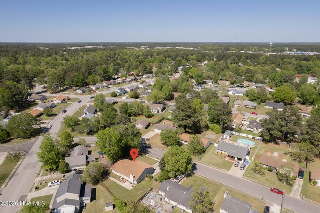 402 Sharon Way, Jacksonville, NC 28546