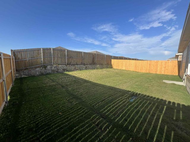 1201 Falcon Heights Drive, Forney, TX 75126