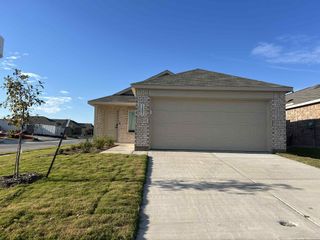 1201 Falcon Heights Drive, Forney, TX 75126