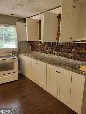 3211 Rockview Drive, Lithonia, GA 30038