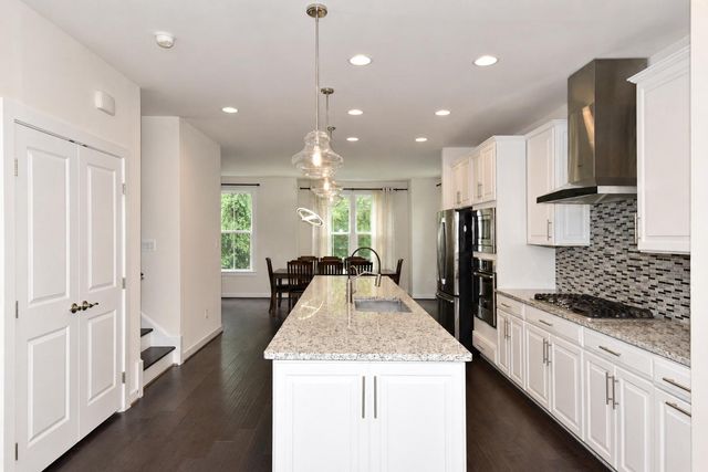 3171 VIRGINIA BLUEBELL CT, Fairfax, VA 22031