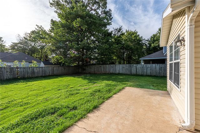 1473 Greenleaf Drive, Fayetteville, AR 72704