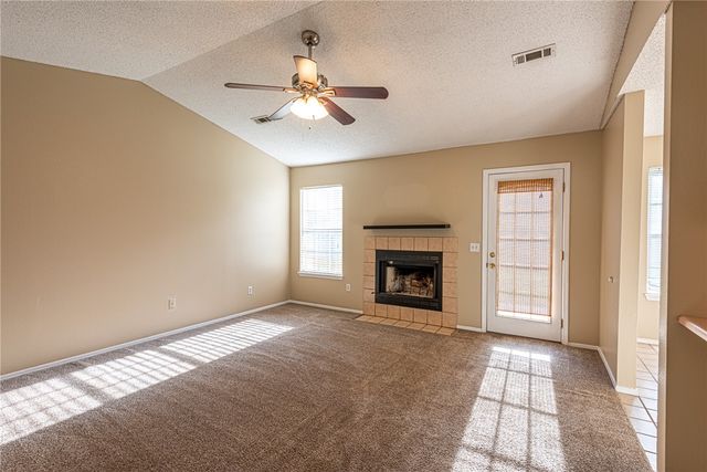 1473 Greenleaf Drive, Fayetteville, AR 72704