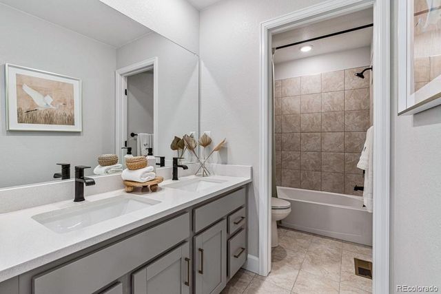 16916 W 92nd Loop, Arvada, CO 80007