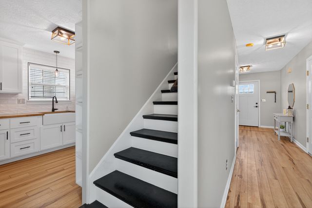 628 John Sutherland Drive, Nicholasville, KY 40356