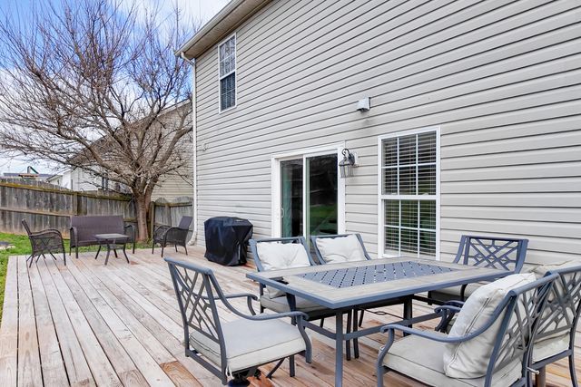 628 John Sutherland Drive, Nicholasville, KY 40356