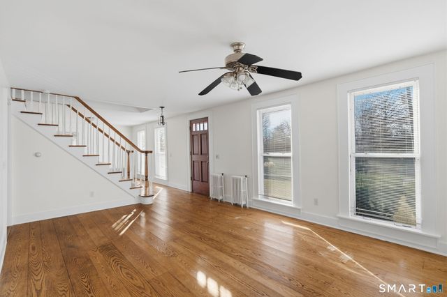 292 Park Rd Extension, Middlebury, CT 06762