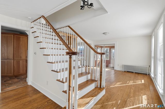 292 Park Rd Extension, Middlebury, CT 06762