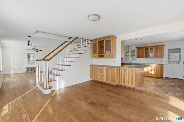 292 Park Rd Extension, Middlebury, CT 06762