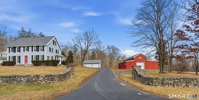 292 Park Rd Extension, Middlebury, CT 06762