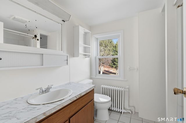 292 Park Rd Extension, Middlebury, CT 06762