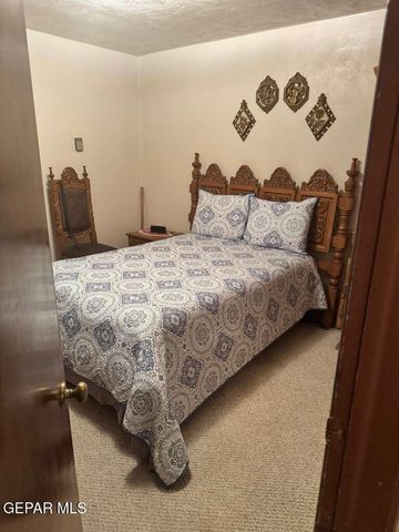 5653 WALDORF Drive, El Paso, TX 79924