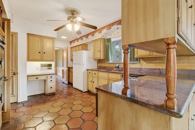 4925 Cherry Hills Dr, Corpus Christi, TX 78413