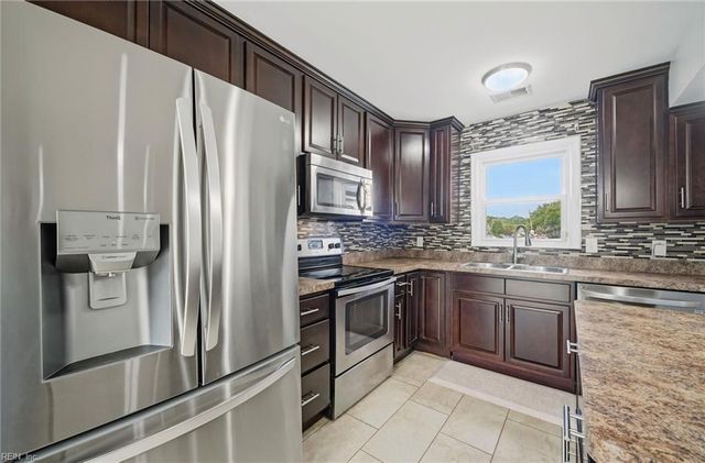 4228 Langley CT, Virginia Beach, VA 23453