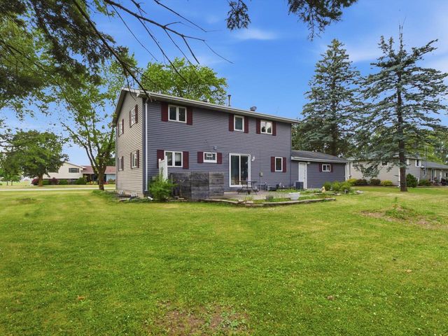 825 Landis STREET, Collins, WI 54207