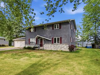 825 Landis STREET, Collins, WI 54207