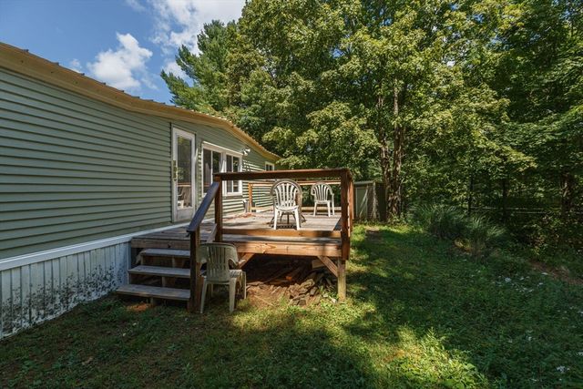 67 Willow Ln, Wales, MA 01081