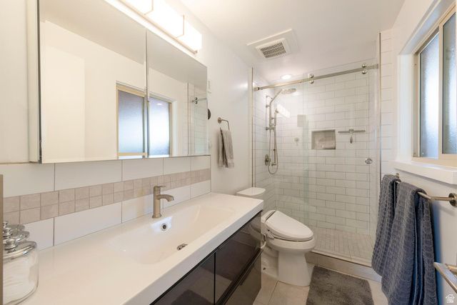 2850 E NORA DR, Salt Lake City, UT 84124