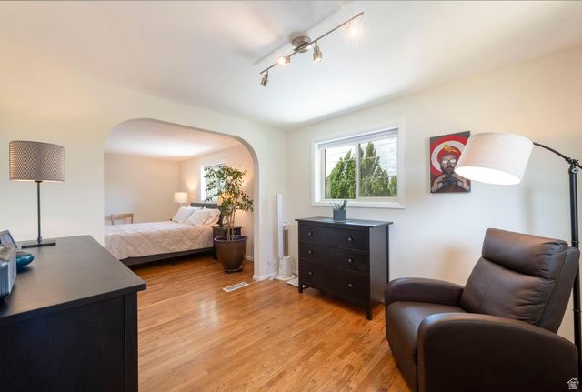 2850 E NORA DR, Salt Lake City, UT 84124