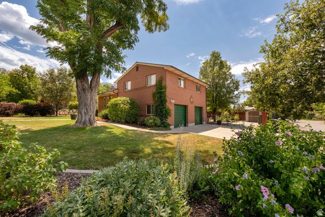 2850 E NORA DR, Salt Lake City, UT 84124