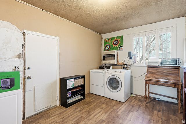 150 W 300 S, Parowan, UT 84761