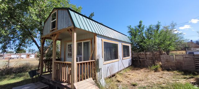 150 W 300 S, Parowan, UT 84761