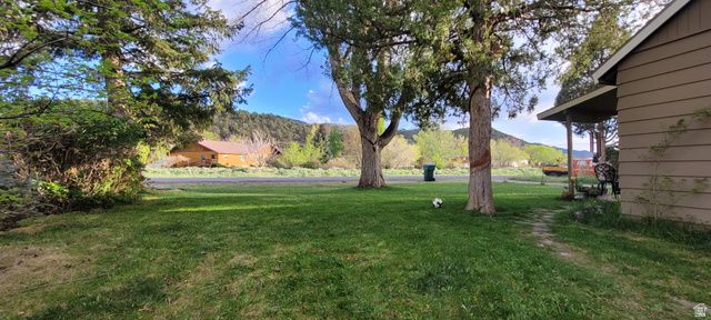 150 W 300 S, Parowan, UT 84761