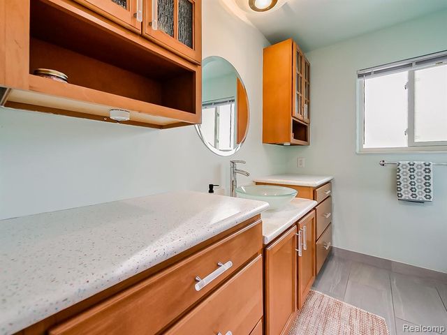 15657 Lauren, Fraser, MI 48026